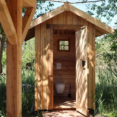 Aparthotel Halbinsel 4*