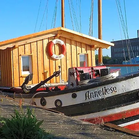 Halbinsel