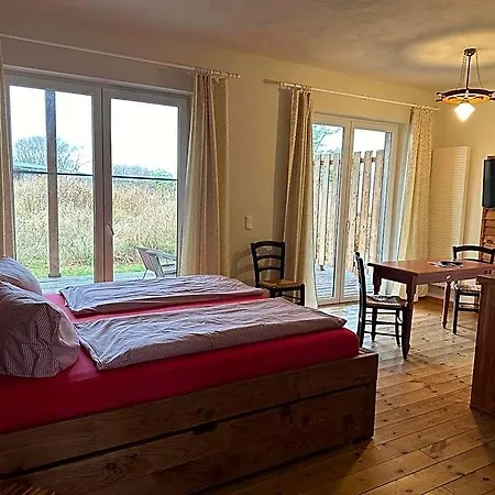 Halbinsel Apart-hotel 4*