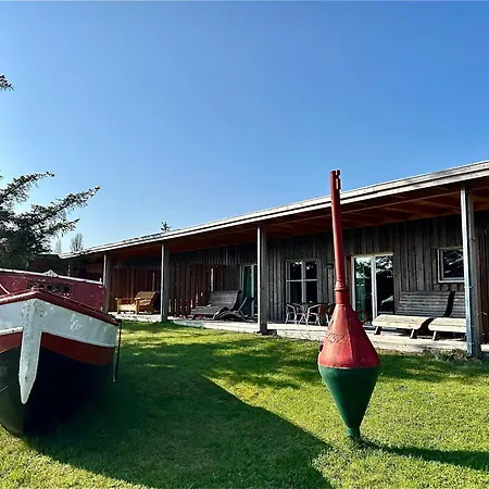 Lejlighedshotel Halbinsel 4*