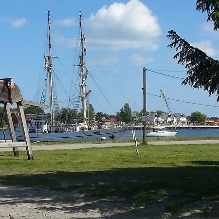 Halbinsel Lägenhetshotell